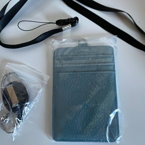 *♪ Brand new Lake Blue Leather card holder lanyard, ID, badge holder *♪ - Picture 4 of 8